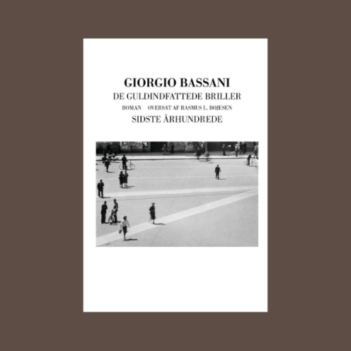 De guldindfattede briller